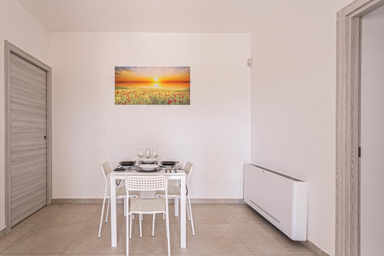 Resort Almaredamarra Con Piscina E Idromassaggio Sul Mare Torre San Giovanni Ugento Eksteriør bilde