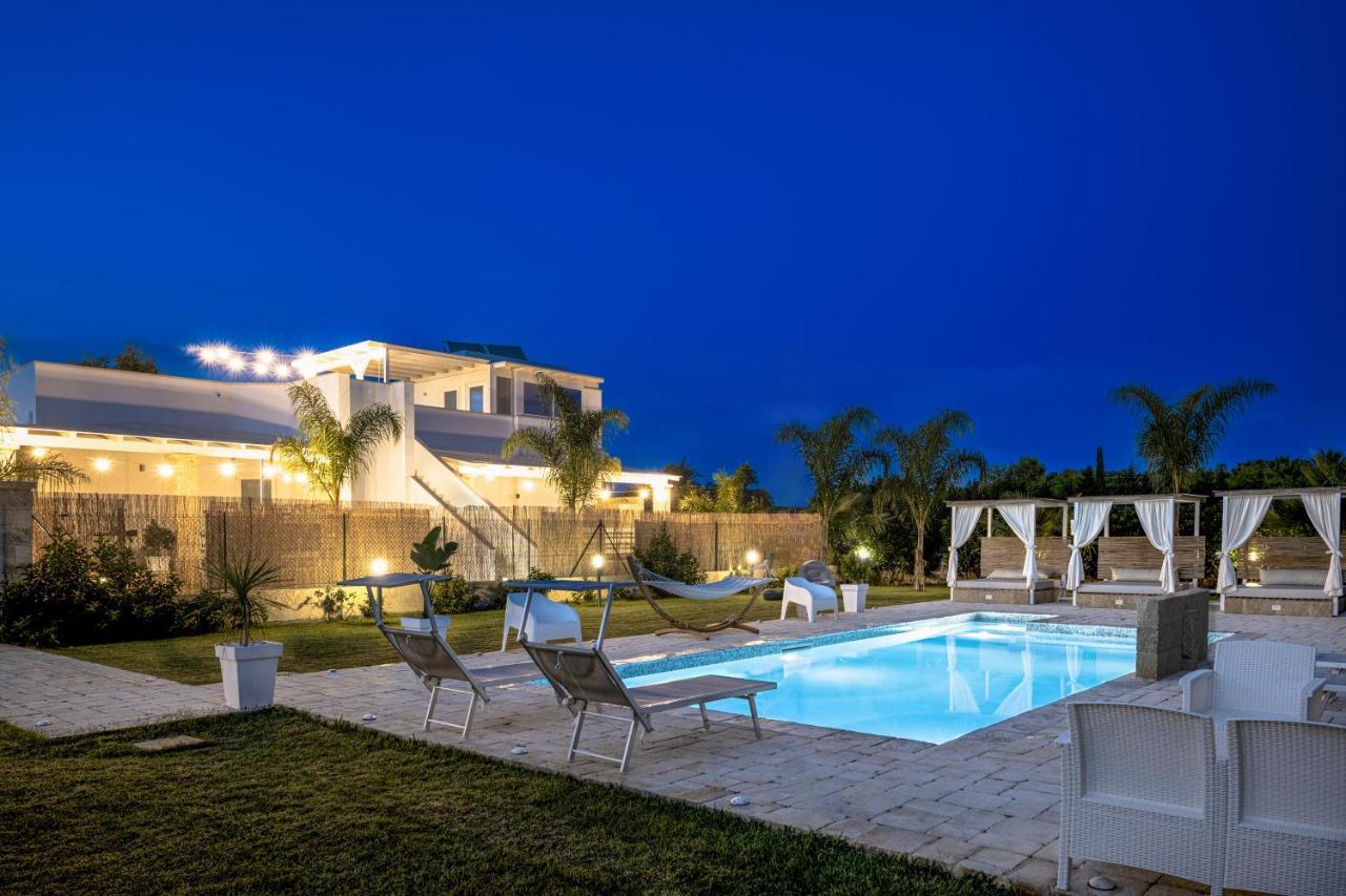 Resort Almaredamarra Con Piscina E Idromassaggio Sul Mare Torre San Giovanni Ugento Eksteriør bilde