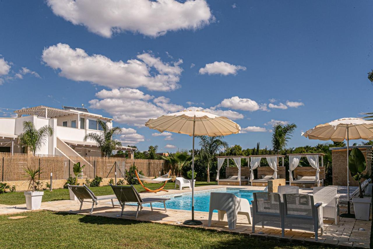 Resort Almaredamarra Con Piscina E Idromassaggio Sul Mare Torre San Giovanni Ugento Eksteriør bilde