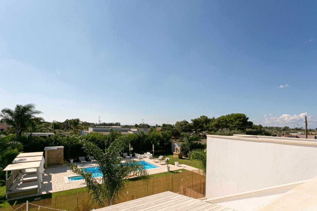 Resort Almaredamarra Con Piscina E Idromassaggio Sul Mare Torre San Giovanni Ugento Eksteriør bilde