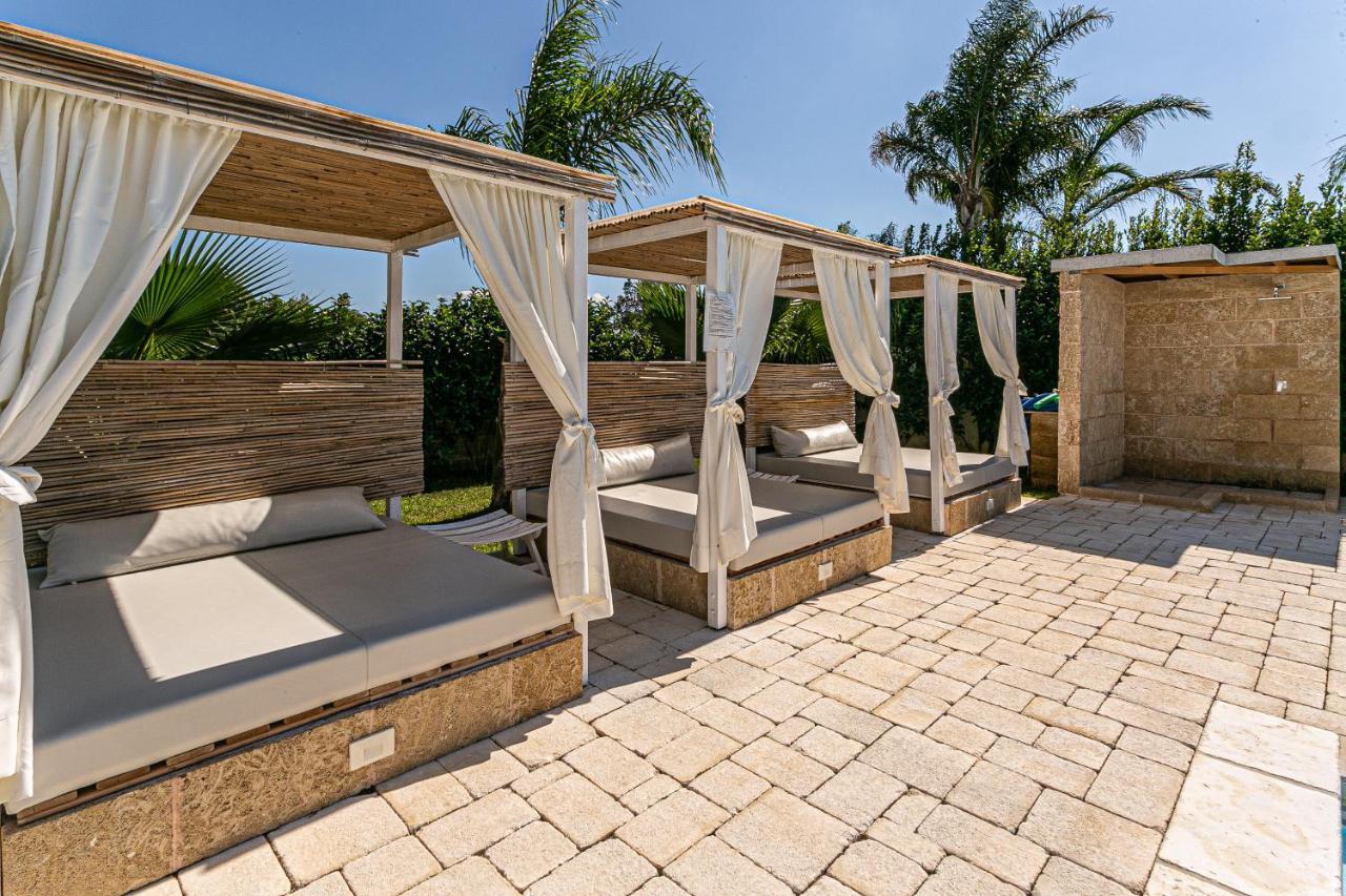 Resort Almaredamarra Con Piscina E Idromassaggio Sul Mare Torre San Giovanni Ugento Eksteriør bilde