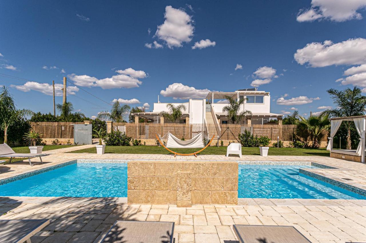 Resort Almaredamarra Con Piscina E Idromassaggio Sul Mare Torre San Giovanni Ugento Eksteriør bilde