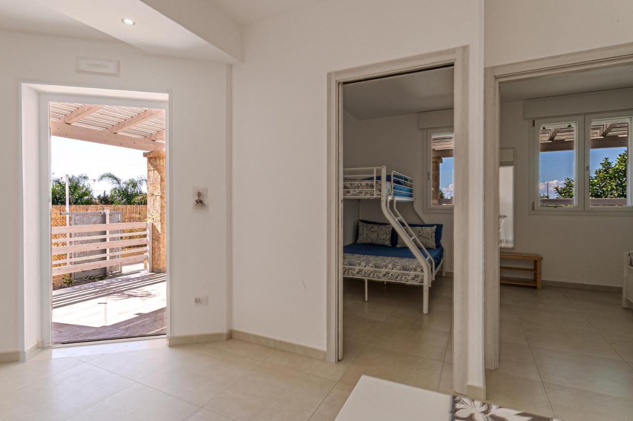 Resort Almaredamarra Con Piscina E Idromassaggio Sul Mare Torre San Giovanni Ugento Eksteriør bilde